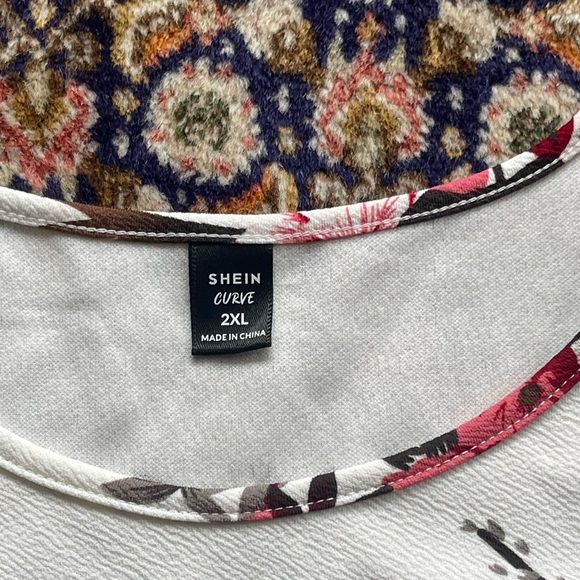 White floral print dress - Picture 2 of 2